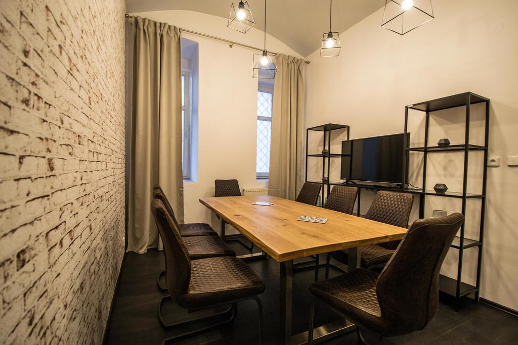 Brooklyn Sauna Apt By Ruterra Prag Eksteriør billede